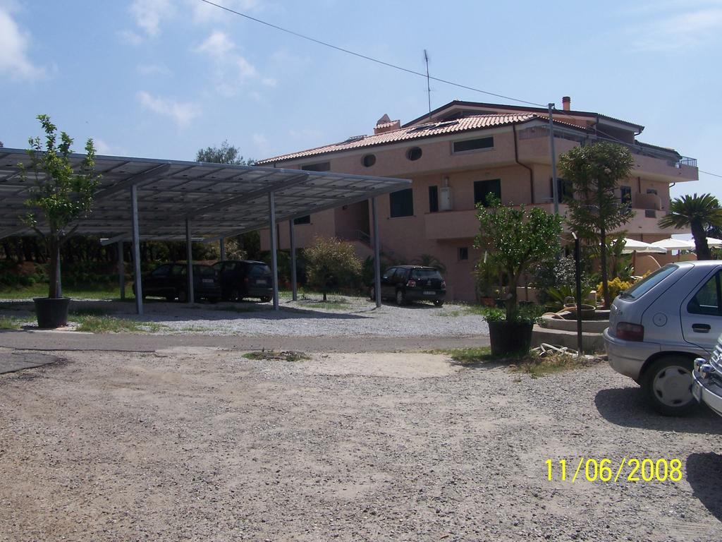 Residence Floritalia - Ricarica Auto Elettriche Santa Domenica  Ngoại thất bức ảnh